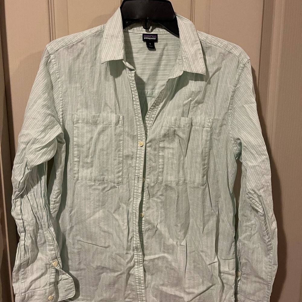Patagonia shirt for women’s